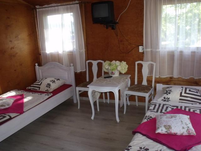 Villa Domki Letniskowe W Wapnicy à Lubin  Extérieur photo